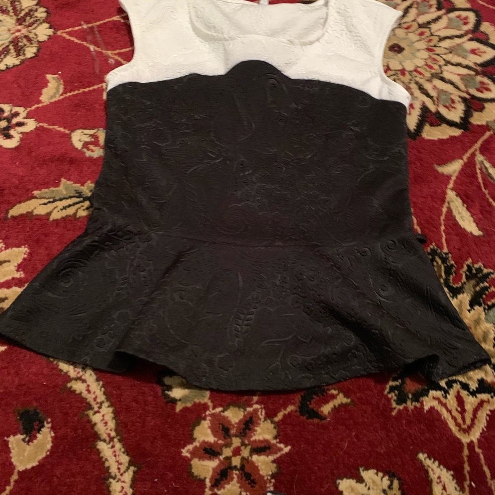 Shirts - Picture 6 of 8